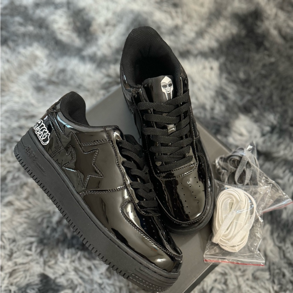 Doomstas 
Size 8 and 9 available